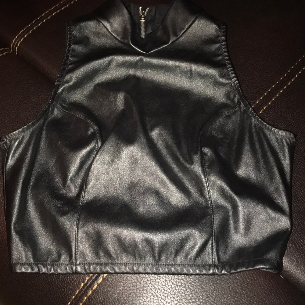 Black sleeveless top